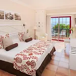 Jardin Tecina מלון 4*